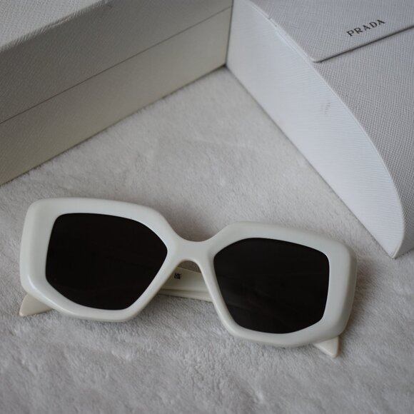 Prada Sunglasses Spr14z White - Picture 2 of 5